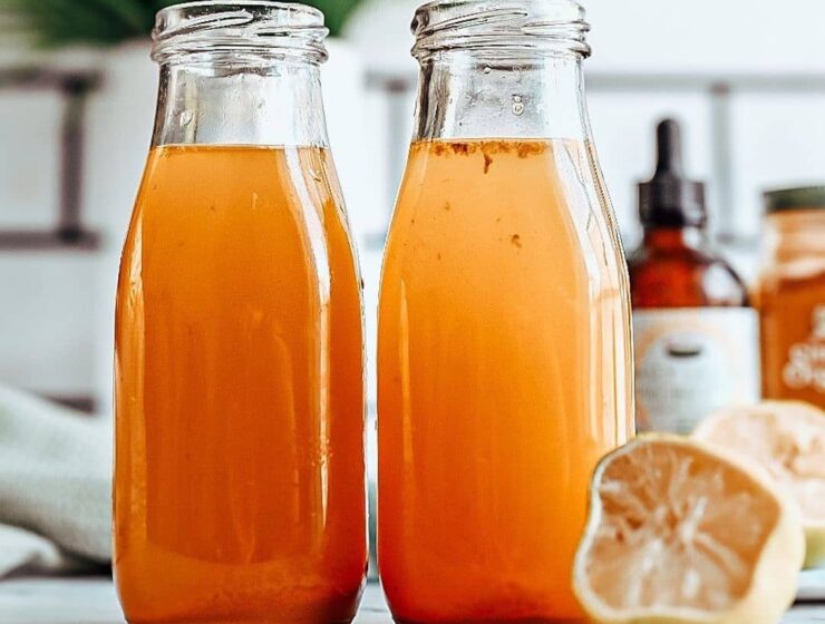 apple cider vinegar detox in two jars