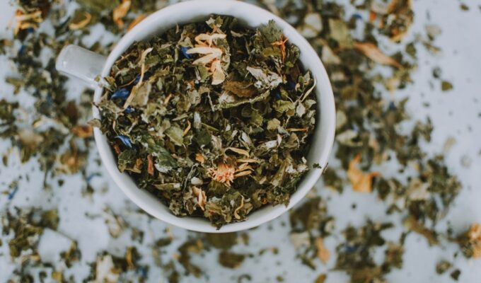 tea leaves displayed in a cup