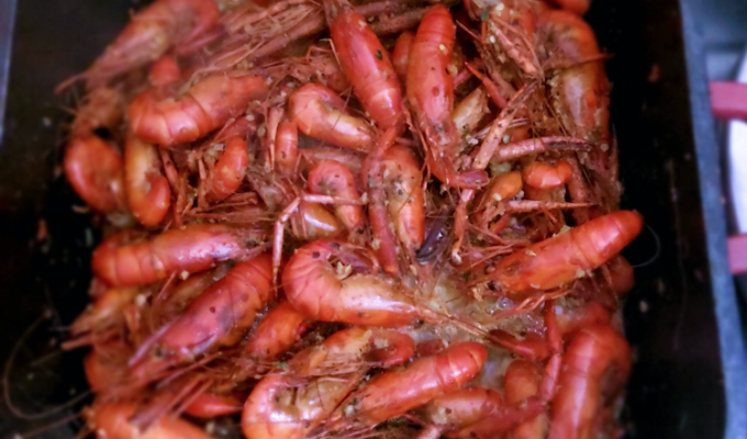 spicy shell on cooked shrimp in a pot for shrimp recipes